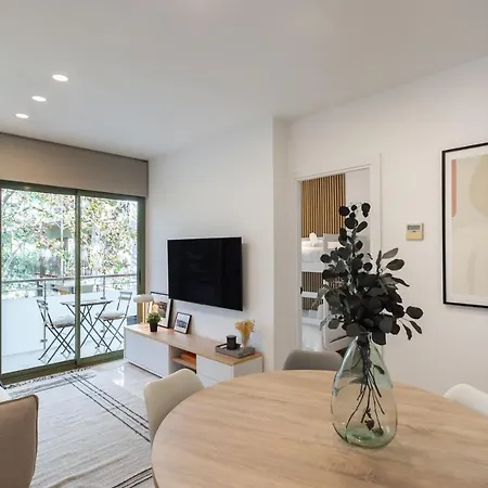 Cozy Les Corts Apartament