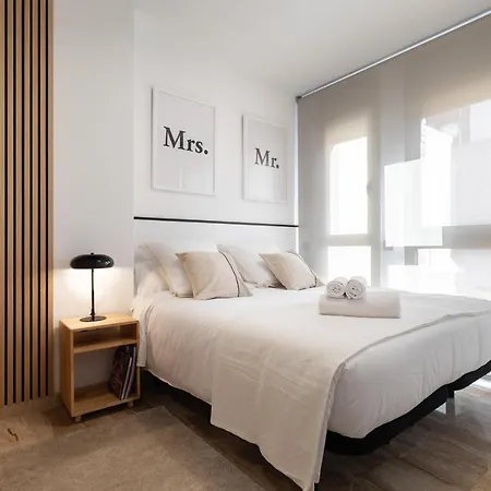 Cozy Les Corts Apartament